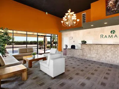 The Grand 2* Peoria